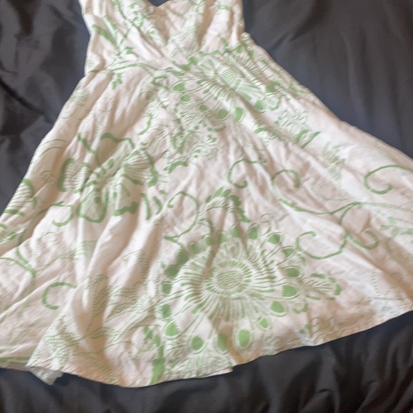White and green summer dress. Size small vintage guess - Picture 2 of 3